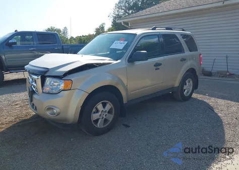 2010 Ford Escape Xlt from USA, damaged, VIN 1FMCU0DGXAKA11372